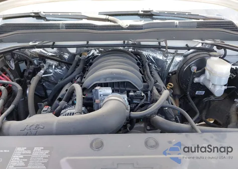 2015 Chevrolet Silverado 1500 2Lt z USA, uszkodzony, nr VIN 3GCUKREC2FG470666